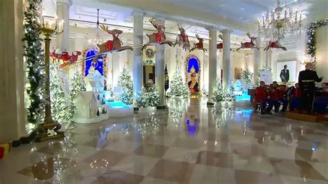 Jill Biden Shows Off This Year S White House Christmas Decorations