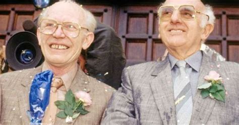 º casal gay do mundo eles criaram um sobrenome e viveram mais de anos juntos