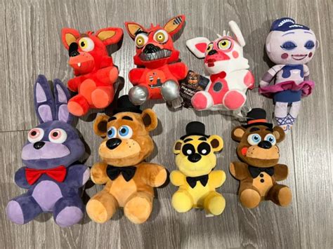 Fnaf Five Nights At Freddy S Funko Plush Lot Of W Hot Topic Exclusive Freddy Eur