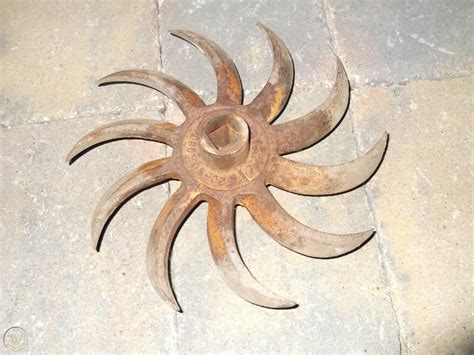 Cast Iron Rotary Hoe Wheel Spiked Garden Farmhouse Vintage Repurposed