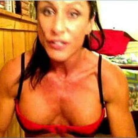 Muscle Milf Flexing Pecs Free Xnxx Milf Porn B Xhamster Xhamster