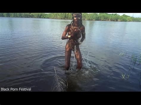 Hot Skinny Africn Villge Girl Walking Naked In Her Villaage Probably Looking For Some Dick