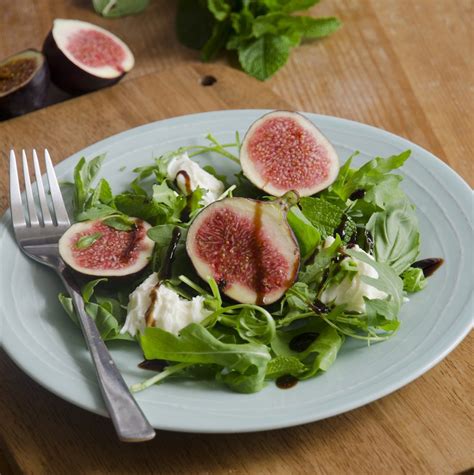 Recette salade de figues fraîches à la menthe Marie Claire