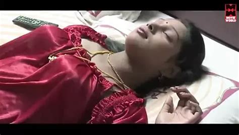 Mallu Devika Seduced Kissing Kissing Porn Xhamster