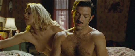 Naked Florence Thomassin In Public Enemy Number One Part 1