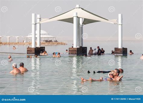 People Floating in Dead Sea Editorial Stock Photo - Image of summer ...