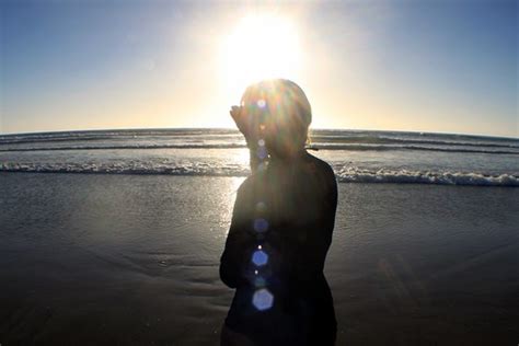 9 Hot Sexy Emily Burnett Bikini Pics