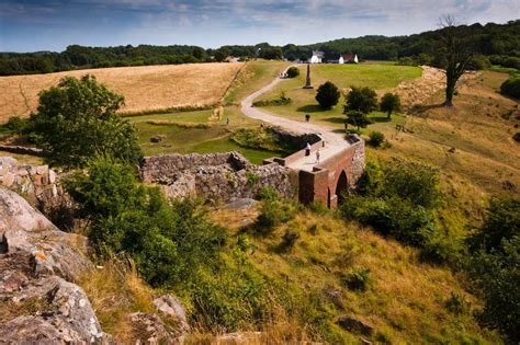 Ruínas do castelo de Hammershus na ilha de Bornholm Dinamarca