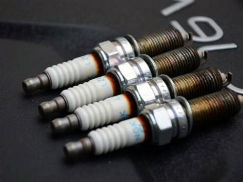 Коричневый ободок на свечах зажигания: что это значит и можно ли с ...