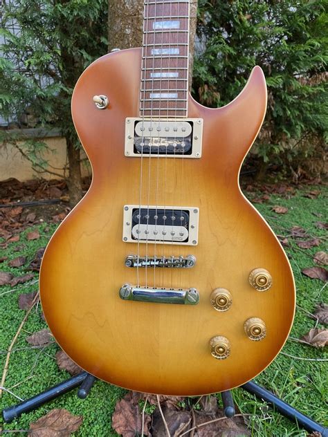 Cort CR300 Aged Vintage Burst Elektro Gitar Fiyatı
