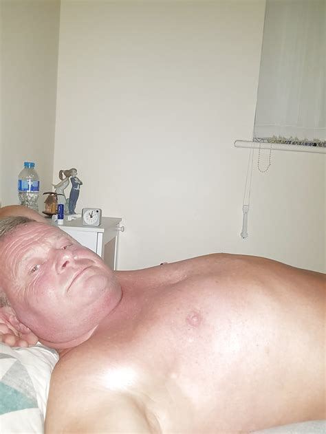 Naked Here And There Pics XHamster