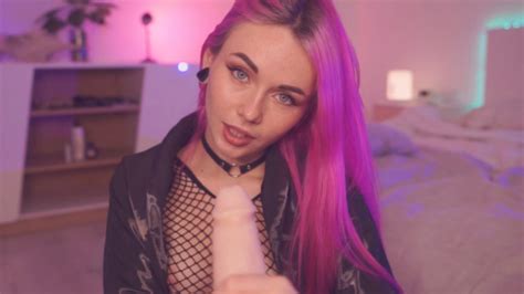 Im Sarah Pink Joi Handjob Dirty Talk Dildo Pussy Cumming ManyVids