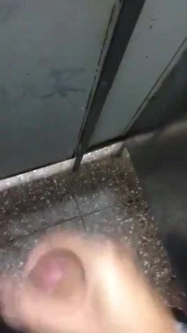 Rebocou A Parede Do Banheiro Gay Amateur Amateur Porn XHamster