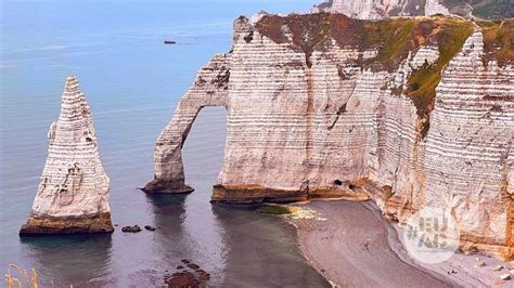 Acantilados De Tretat Normand A