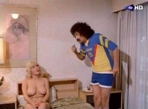 Naked Doris Pavel In Las Perfumadas