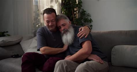 Hombres Gay Vídeos y Metraje de Stock para Descargar Gratis