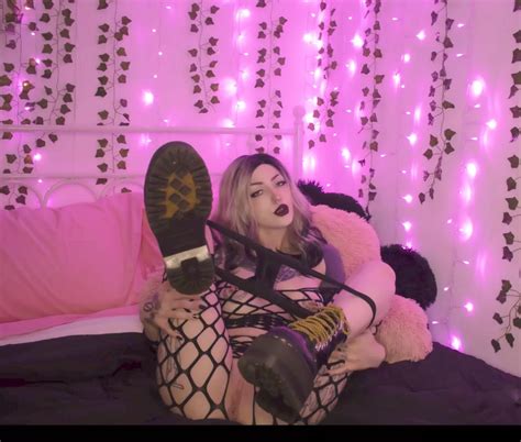 Kept The Boots On For You Nudes SexyGirlsInBoots NUDE PICS ORG