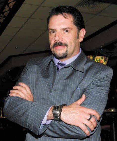 Biographers explain the rise to fame of actor Hector Travieso 14