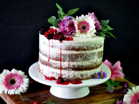 Naked Cake