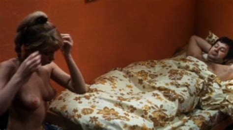 Naked Ingrid Steeger in Blutjunge Verführerinnen 3