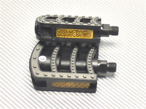 Педали Wellgo K79 пластиковые купить в интернет магазине в Ярославле и ...