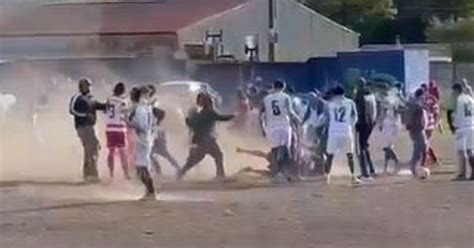 Futbolista Amateur Convulsiona Al Recibir Feroz Patada En La Cabeza Durante Ri A En Talcahuano