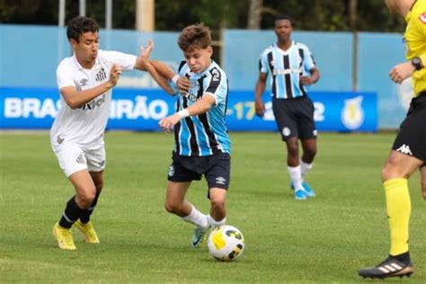 Grêmio e Santos empatam na ida da semifinal do Brasileiro Sub 17