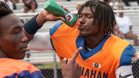 South Florida high schools open football practice amid extreme heat ...