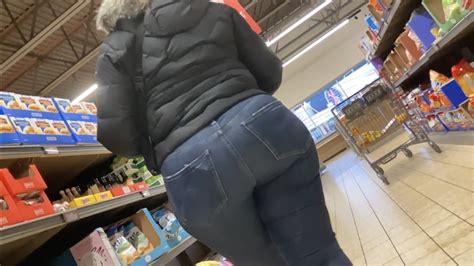 Latina With Wide Ass Tight Jeans Forum