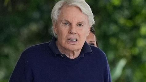 Former Abercrombie Fitch Ceo Mike Jeffries Pleads Not Guilty In Sex Trafficking Case