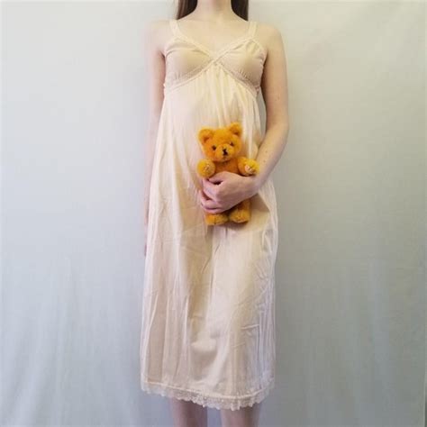 S Bnwt Kayser Nude Gem