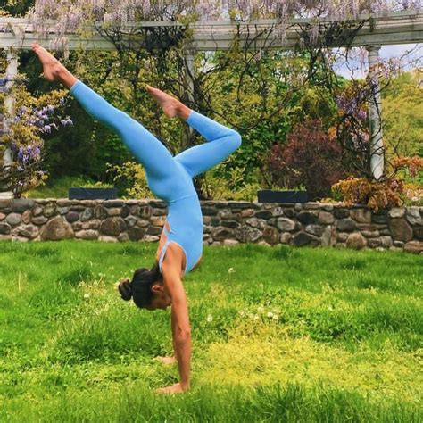 Vanessa Williams Bikini DrunkenStepFather