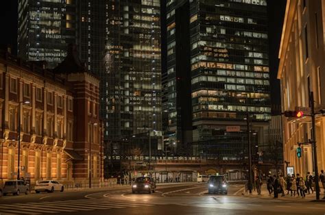 street scene night time images    freepik