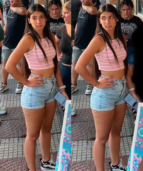 Lightskin Big Ass In Short Jeans Tight Jeans Forum