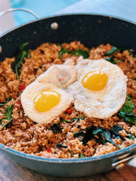 Spicy Thai Basil Fried Rice: Fiery Flavors Made Simple in 20 Minutes
