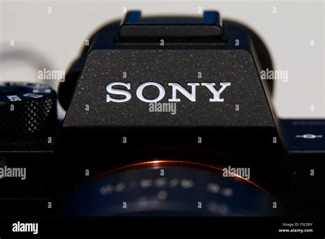 Sony logo on a camera hi-res stock photography and images - Alamy