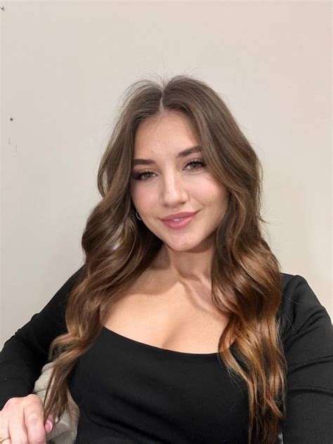 Id Olga From Ivano Frankivsk Ukraine Years Old Brunette Green Eyes