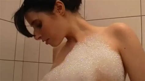 Toying My Pussy In Foamy Bath