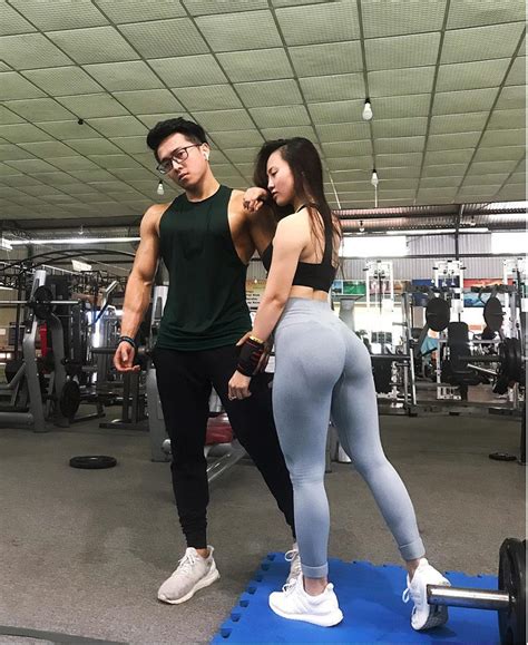 Bởi thân hình nóng bỏng hot girl phòng gym này luôn đốt mắt người đối diện ngay từ cái nhìn