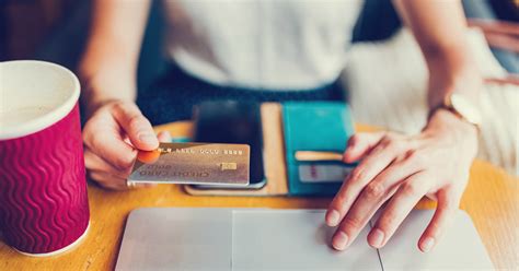 Украинцы все чаще жалуются на интернет-магазины