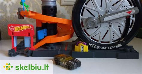 Hot Wheels Trasa Skelbiu Lt