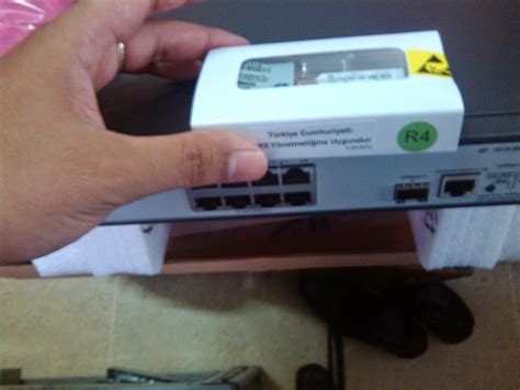A Good Thing To Share: Cara Konfigurasi Awal Switch HP 1910-8G-PoE