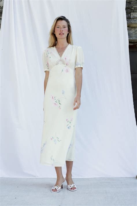 Unique Places to Buy Bridesmaid Dresses | PS Fashion