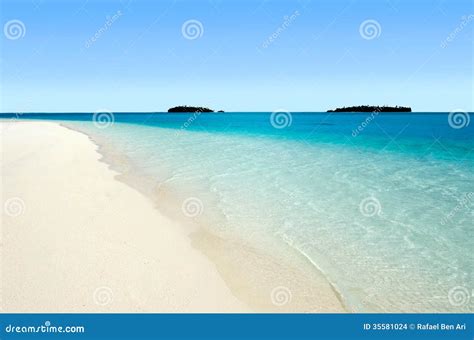 Opini O Da Paisagem Da Ilha Do Nude No Cozinheiro Islands Da Lagoa De Aitutaki Foto De Stock
