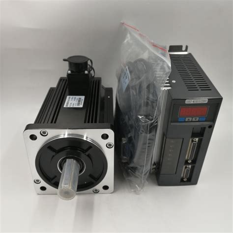 2 3KW 220V NEMA 52 AC Servo Drive Motor 130st M15015 15NM 1500R Min