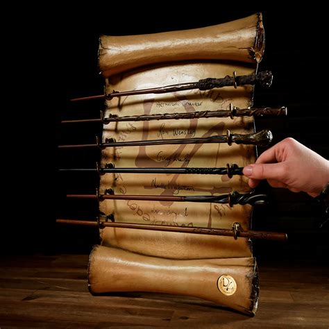 Fans Wondering What Movie Does Dumbledore Die In Harry Potter Shocked - DADA