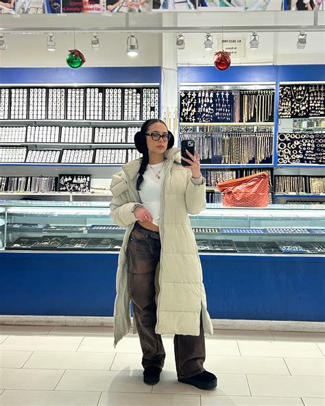 BUHNNY (@buhnnnny) • Instagram photos and videos