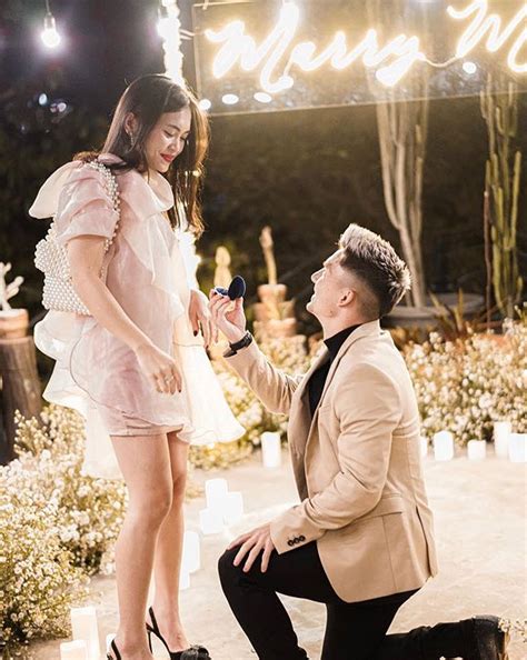 Nàng WAGs xinh đẹp trẻ trung HOT nhất ĐT Indonesia