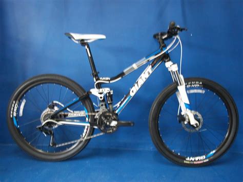 Jean Sport Enterprise Giant Yukon Fx 2011