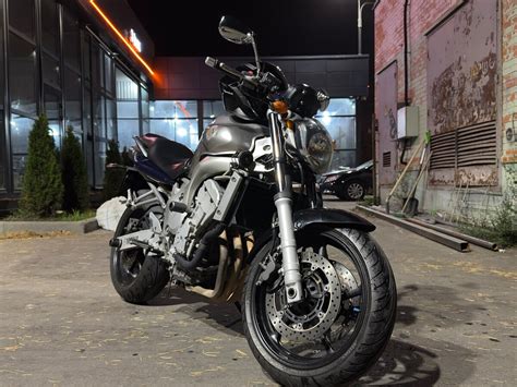 Купить б у Yamaha FZ инжектор передач в Москве серебристый naked bike года по цене